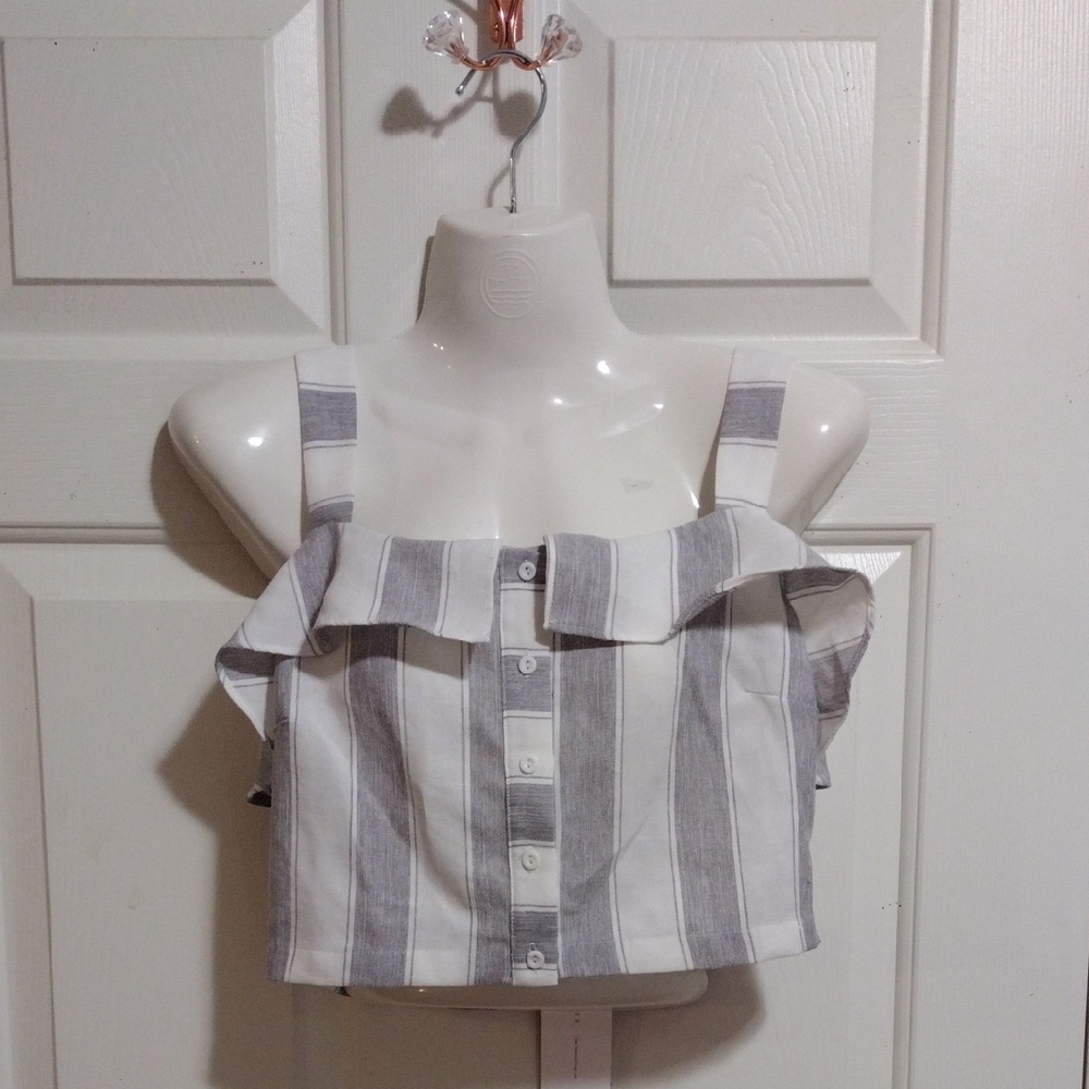 Lush Gray/White Striped Ruffle Cropped Tank Medium 🆕